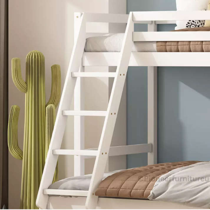 Bunk bed with drawers